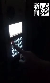DƬ